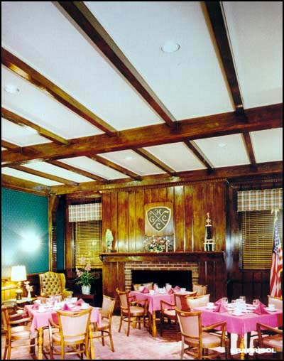 Large hall of restaurant